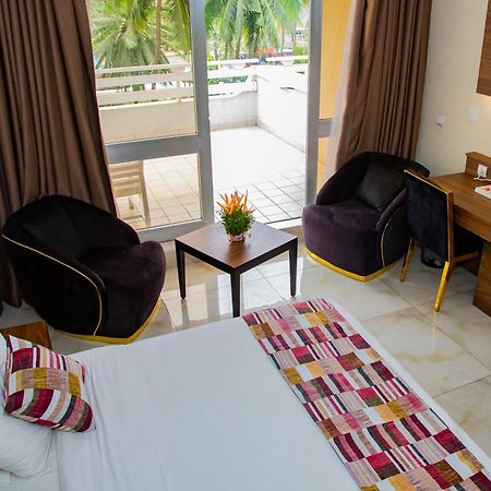 Hotel Sarakawa Lomé Dış mekan fotoğraf
