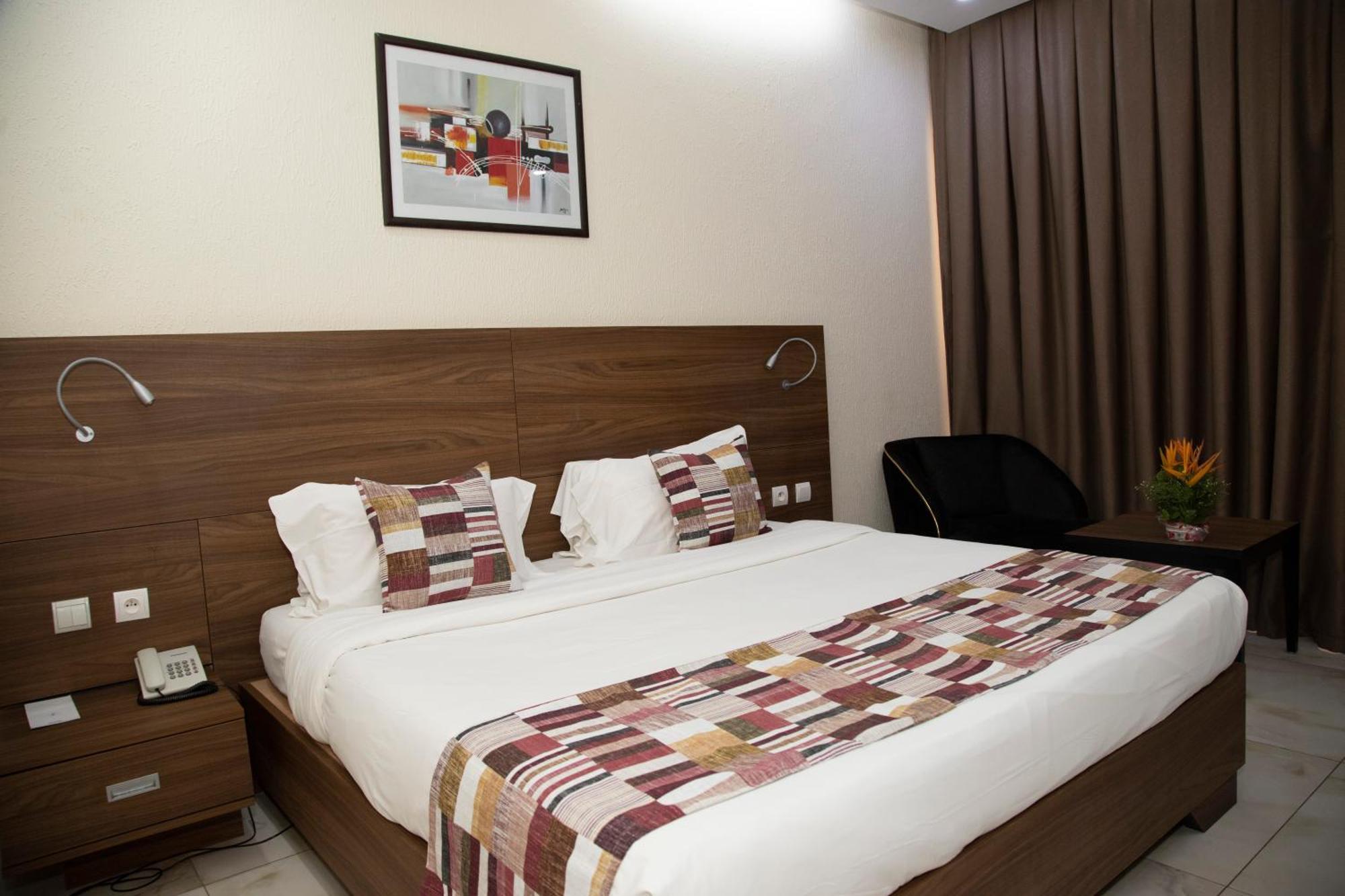 Hotel Sarakawa Lomé Dış mekan fotoğraf