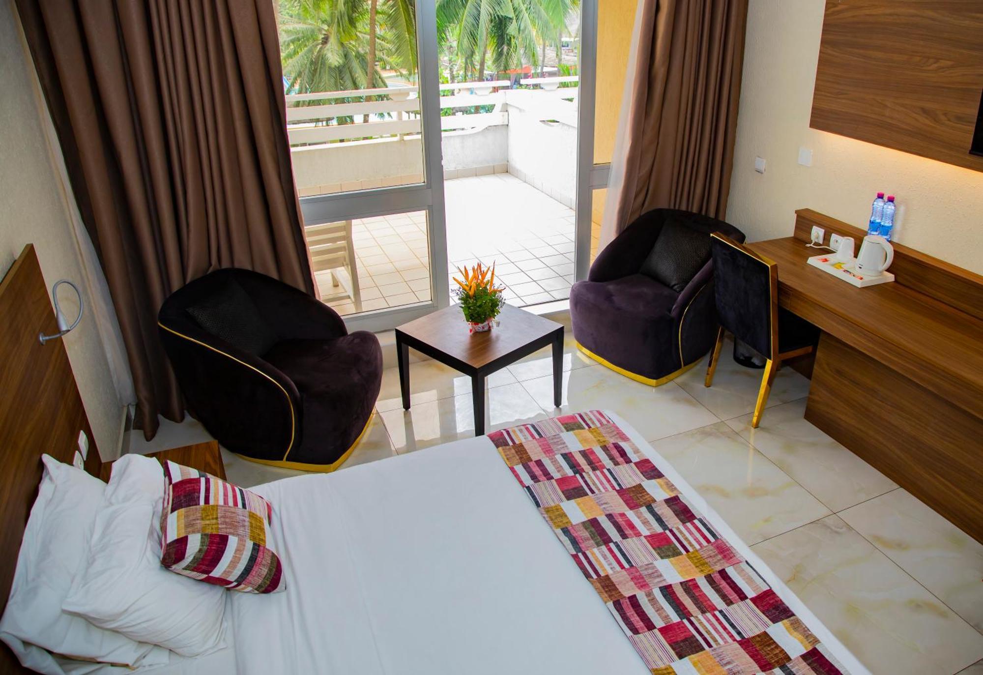 Hotel Sarakawa Lomé Dış mekan fotoğraf