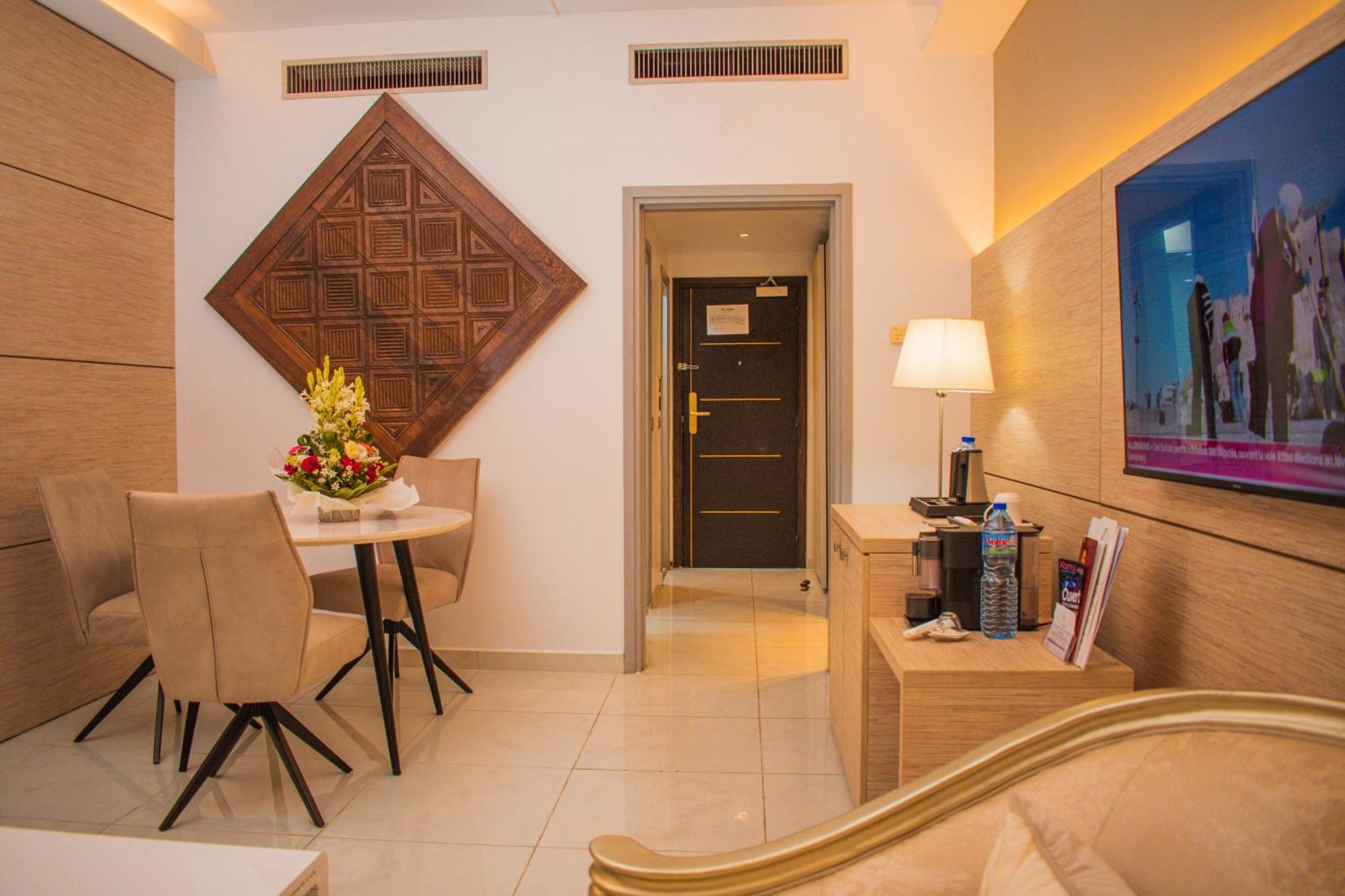 Hotel Sarakawa Lomé Dış mekan fotoğraf