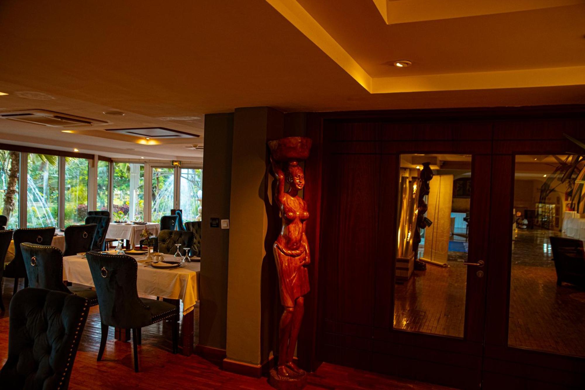 Hotel Sarakawa Lomé Dış mekan fotoğraf